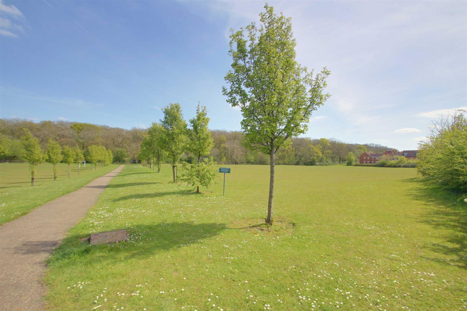 Vernier Crescent, Medbourne, Milton Keynes